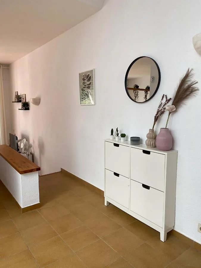 Coves Noves Nice Apartment Of 75 M2 10 Minutes Walk From The Beach Of Arenal D'En Castell Es Mercadal 0*,  Spagna